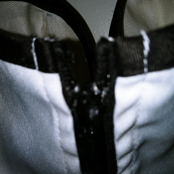 Satin & Lace Zip Up Bustier- Worn Once- Perfect Condition!!! FINAL DROP!! - Picture 4 of 6